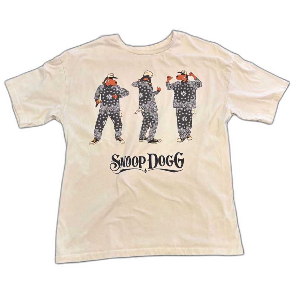 Snoop Dogg Paisley Bandana Outfit Graphic Tee